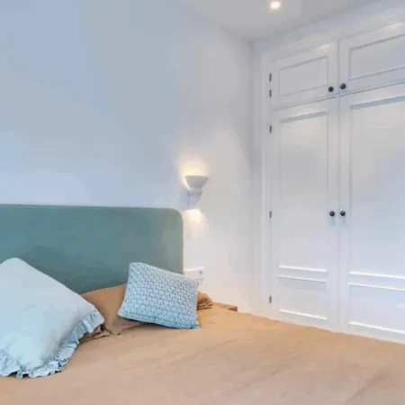 House With Spectacular Sea Views In Botel *