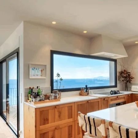 House With Spectacular Sea Views In Begur