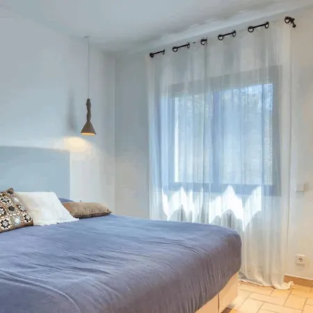 Botel House With Spectacular Sea Views In